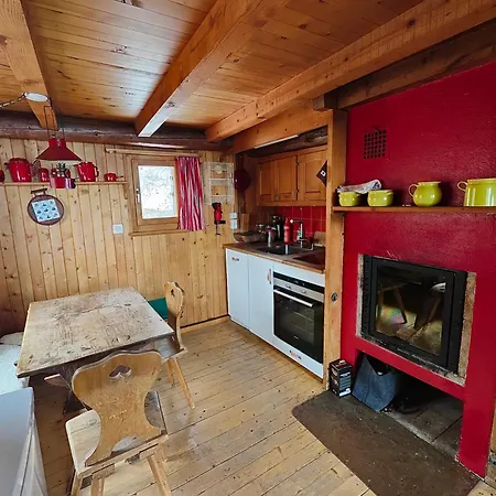 Mazot De L' Arche De Noe Chalet